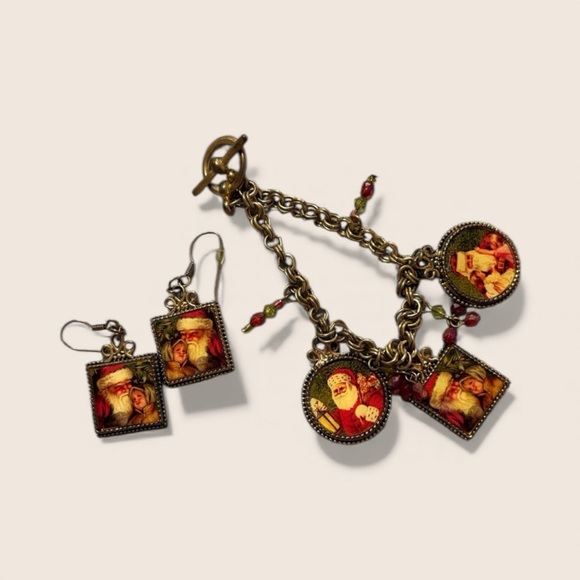 None Jewelry - Vintage Christmas Bracelet & Earrings set